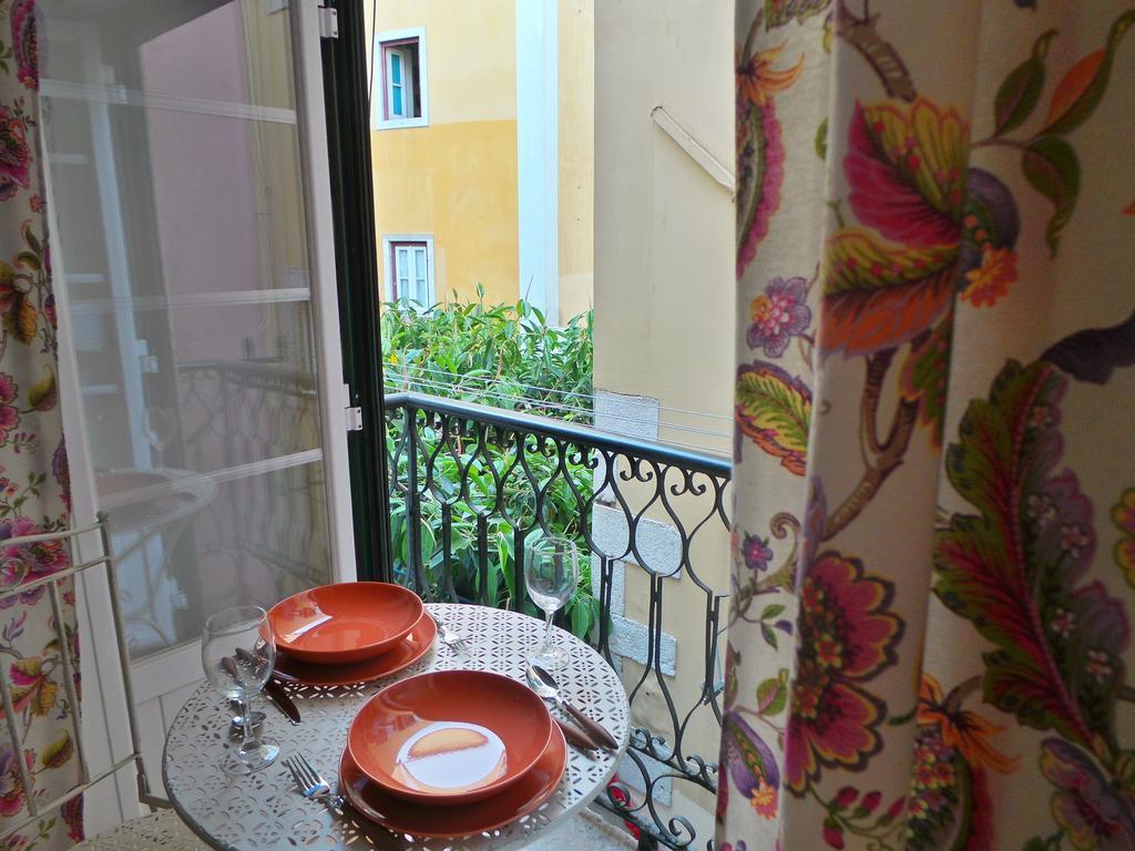 Barracao De Alfama Apartments Lisbon Exterior photo